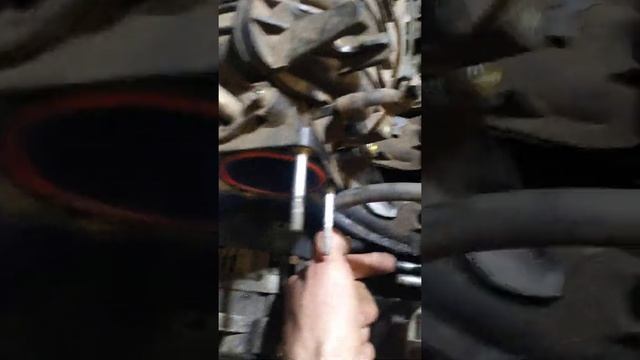 Как снять впускной коллектор на Шевроле Лачетти смотреть онлайн