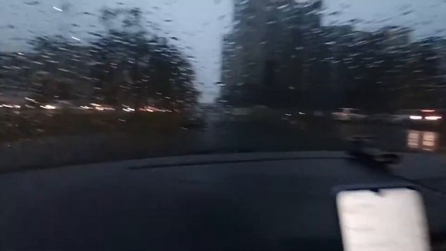 Непутевый курьер. Вторник. Мой район подкинул деньжат. смотреть онлайн