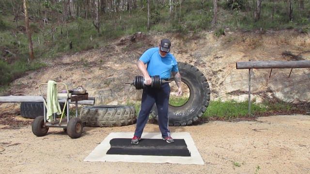 Thomas Inch Dumbell Training. смотреть онлайн