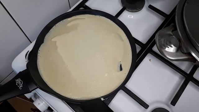 ЧТО ПРИГОТОВИТЬ С ПОДКИСШЕГО МОЛОКА/ЛЮБИМЫЕ РЕЦЕПТЫ смотреть онлайн