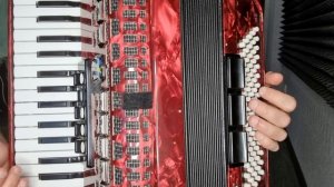 Как на трёх аккордах играть песню "Деревня моя"