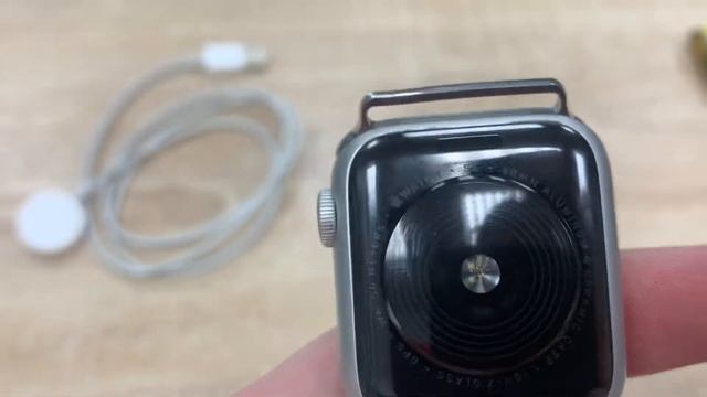 Apple Watch se 40mm смотреть онлайн