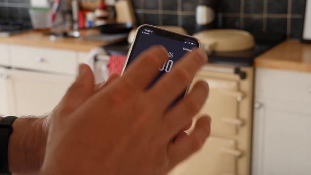 Mi Band 3 Review: Don't Buy a Fitbit Until You Watch This! смотреть онлайн
