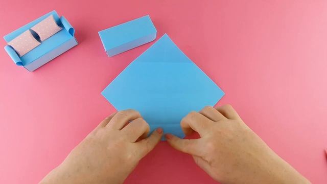 Как сделать диван из бумаги /Диван из бумаги для кукол / Оригами диван смотреть онлайн