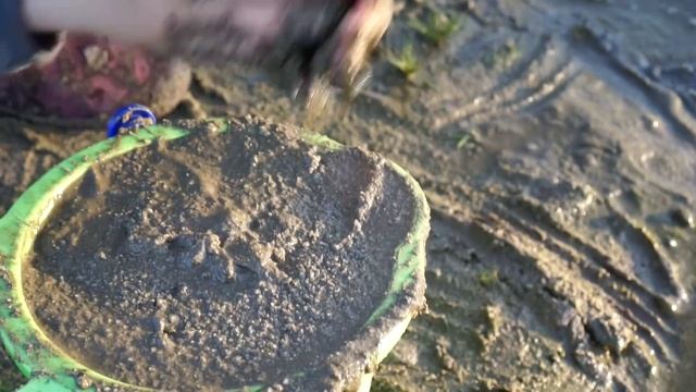 Playing with Toys in the Mud! Bruder Dump Trucks, Diggers, and Excavators for Kids | JackJackPlays смотреть онлайн