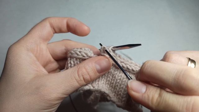 Закрытие петель I-cord(айкорд)по кругу смотреть онлайн