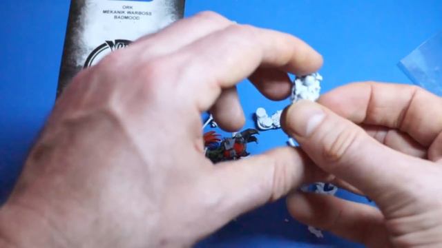 #054 - РАСПАКОВКА - MEKANIK WARBOSS BADMOOD от Grim Skull Miniatures смотреть онлайн