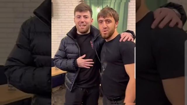 Легендарный Мурад/Исрапил взлетел с кресла и улетел смотреть онлайн