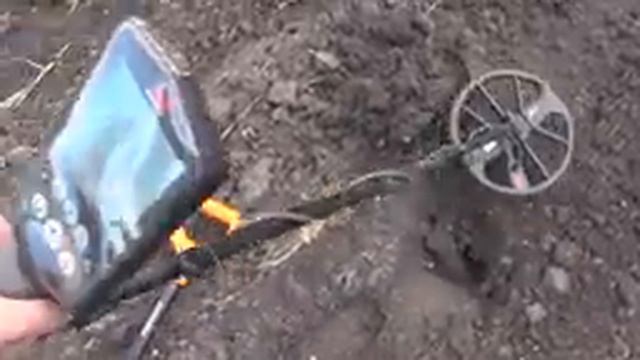 ПРИЕХАЛИ ПОКОПАТЬ и нас ЗАКРЫЛИ! Очень ЧАСТНАЯ территория. Женский коп 2021! смотреть онлайн