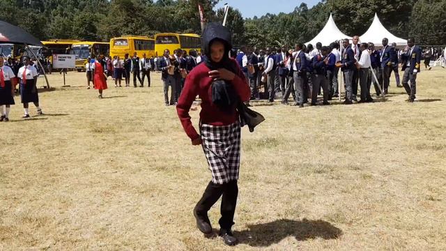 KENYAN HIGH SCHOOLERS - Kanyaga Lami challenge смотреть онлайн