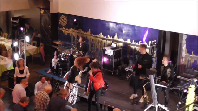 Orchestra Lara Agostini / Lara - Alessandro - Adamo - Grandi successi смотреть онлайн