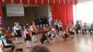 Выпускной 4 класс танец девочек
