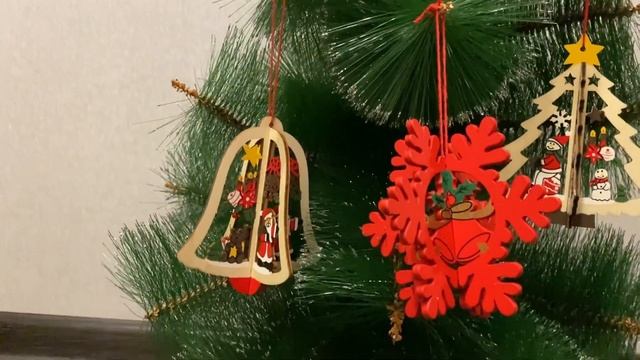 Экологичные новогодние игрушки из натурального дерева смотреть онлайн