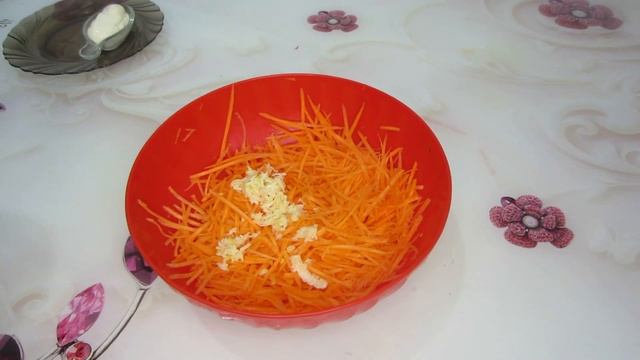 Легкий салат из моркови и кукурузы Бюджетный салат смотреть онлайн