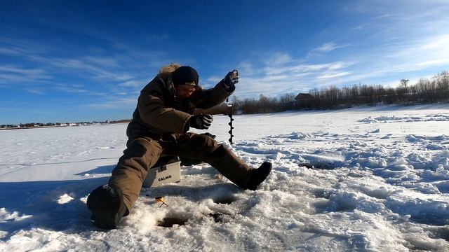 Ловля ельца на течении р.Сухона!!! смотреть онлайн