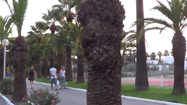 2018.09.10, Тунис, Хаммамет, Club Marmara Hammamet Beach, первый выход за территорию отеля, ч.4 смотреть онлайн