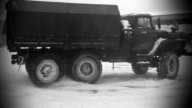 дрифт на военном Урале/ drift in the military Urals смотреть онлайн