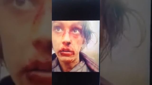 Попросила брови пощипать) смотреть онлайн