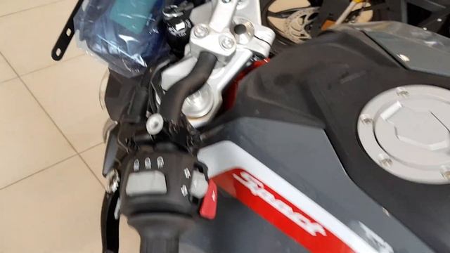 BMW G310 R BS6 Sound and Walkaround | Limestone Metallic ? смотреть онлайн