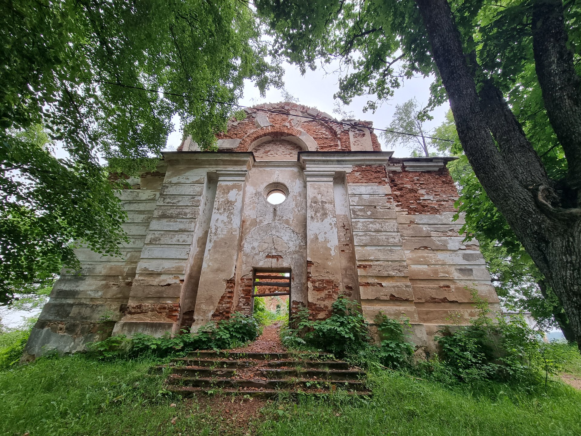 Путешествие на  Tesla Model 3 Performance на Васьковское водохранилище, Беларусь. 2024-06-12