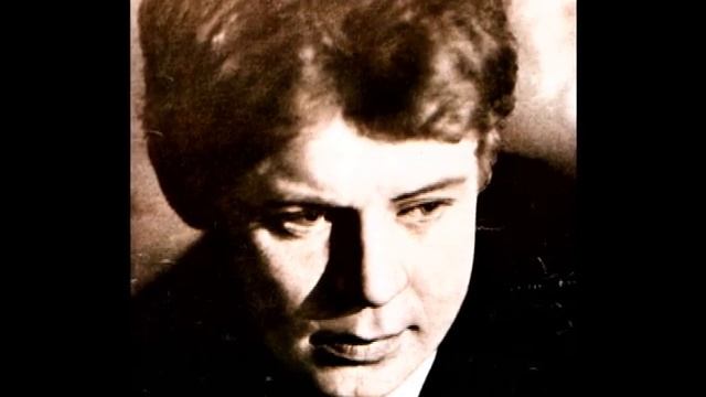 Романс ЗАМЕТАЛСЯ ПОЖАР музыка Валерия Цеменко-Дюка. Стихи С Есенина смотреть онлайн