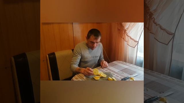 Съел два лимона за две минуты 18+, (Жесть) смотреть онлайн