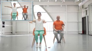 Упражнения для рук. Исправляем осанку. Комплекс заданий сидя на стуле. Всего 10 минут.