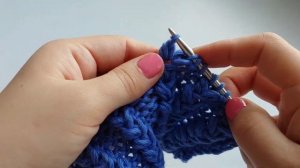 Очень красивая объемная резинка 2 на 2. При круговом и поворотном вязании. Просто и красиво.