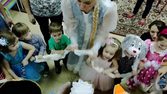 Пёсик и кошечка. Новый 2018 год смотреть онлайн