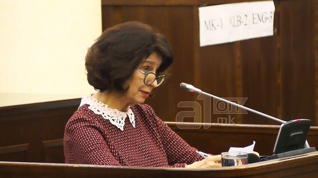Силјановска: Наместо папагалски да го повторувате името на државата, ставете во заграда републиката смотреть онлайн