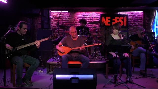 Dilek Işık /Çayın Öte Yüzünde /Sentez KÜLTÜR /Nefes Bar #türkü #halkmüziği смотреть онлайн