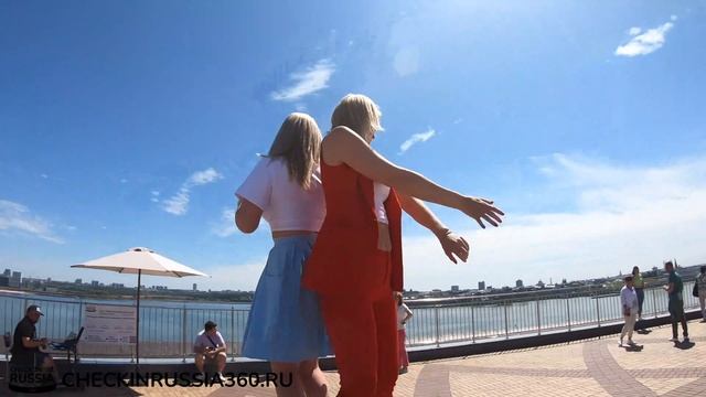Танцующие девушки ,пример дружеской съемки от студии CheckinRussia360 в Казани. смотреть онлайн