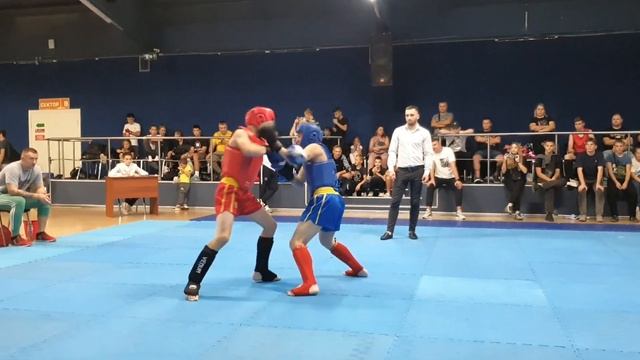 Ушу-саньда, Артем Демиденко, кр, & Иван Тилиориди син, финал, кубок Белг обл, 09.23 г Старый Оскол смотреть онлайн