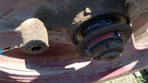 Пресс-подборщик Киргизстан. Начал ремонт с втулок под срезной болт маховика