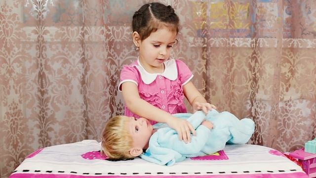 КУПИЛИ РЕБЕНКА!!! Живая Кукла Реборн Ками как Мама для Reborn Baby Doll смотреть онлайн