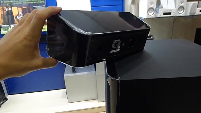 Yamaha YHT-4754 (RXV475 + NSP40) смотреть онлайн