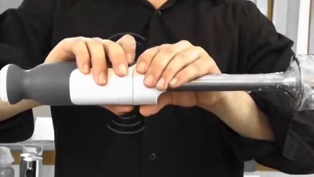 HB722 Triblate 700 W Metal Kenwood смотреть онлайн