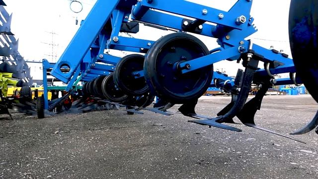 Культиватор для междурядной обработки КРН-5,6 смотреть онлайн