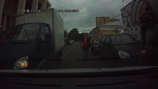 20140620 - Добрый человек помог разъехаться смотреть онлайн