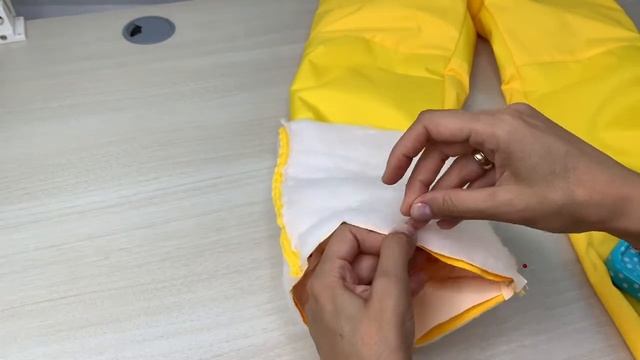 Полукомбинезон "ИСЛАНДИЯ". Часть 3. Видеоинструкция к журналу "Все Лекала" 2/2022. смотреть онлайн