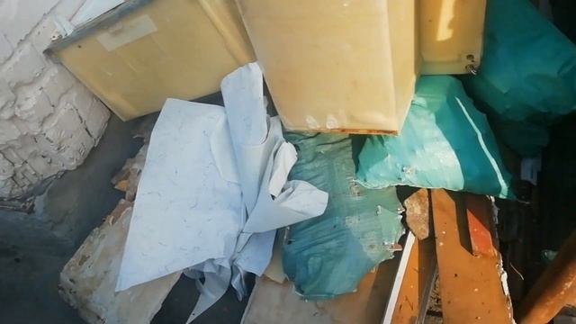 Сдаю металл, приобрёл новый инструмент. Пилю компрессор от холодильника и взвешиваю результат. смотреть онлайн