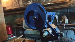 Простой станок для холодной ковки.