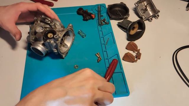 Разбираем карбюратор от Yamaha Serow XT 225 смотреть онлайн