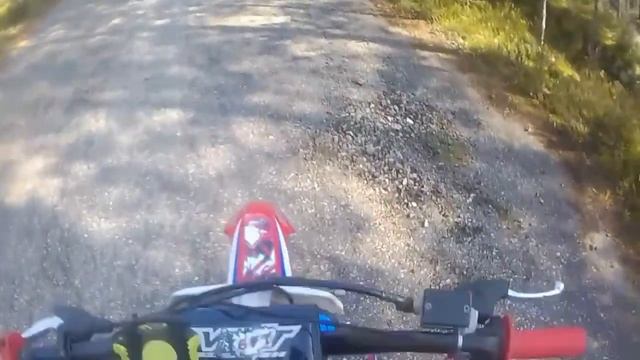 Jutustelua ja mettärälläystä (Apollo RXF 125) смотреть онлайн