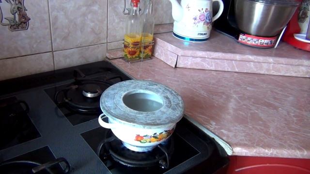 Стерилизация банок для заготовок. Sterilization of the jars for storage. смотреть онлайн