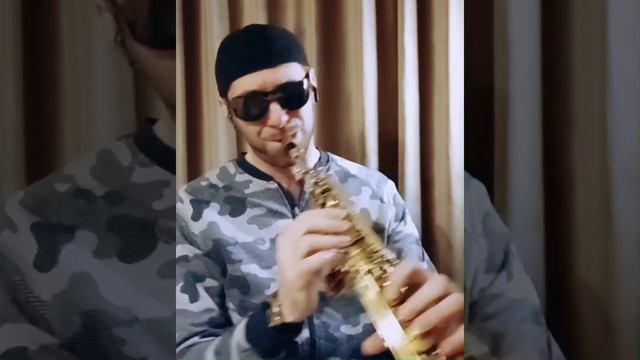Кавер-версія пісні "Люди, як Кораблі..." виконує Тарасенко Володимир саксофон-сопрано м.Слов'янсь смотреть онлайн
