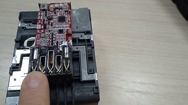 milwaukee m18 аккумулятор смотреть онлайн