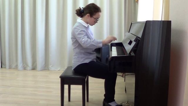 Капустина Юлия А Гречанинов Русская пляска, А Лешгорн Этюд смотреть онлайн