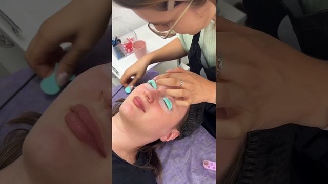 Ламинирование ресниц ? сейчас акция: всего 1900 вместо 2400? смотреть онлайн