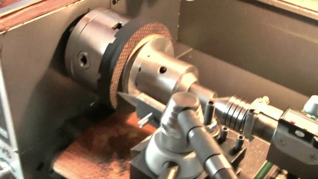 Резцы и приспособление для обработки тонкой резины и тонкой пластмассы. смотреть онлайн